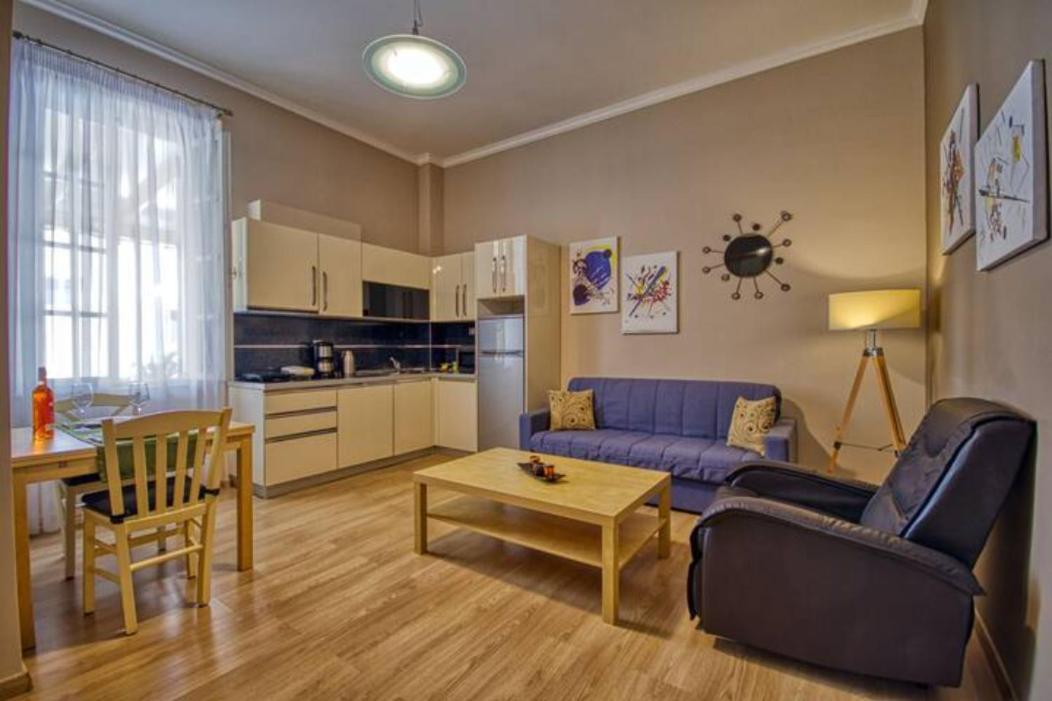 Island Boutique 4*